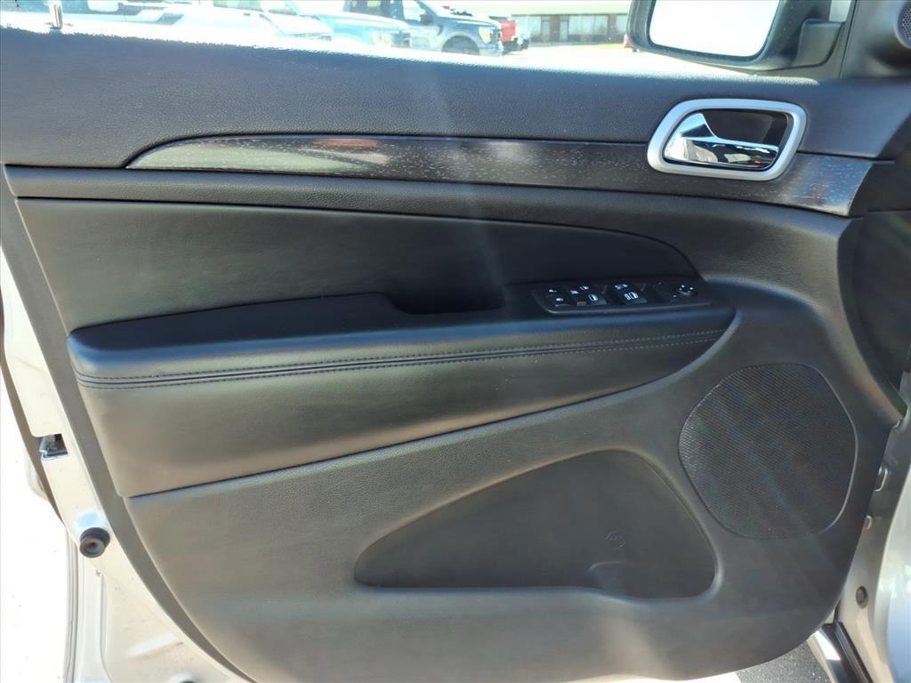used 2018 Jeep Grand Cherokee car, priced at $14,898