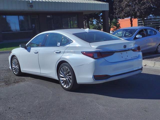 used 2021 Lexus ES 250 car, priced at $31,488