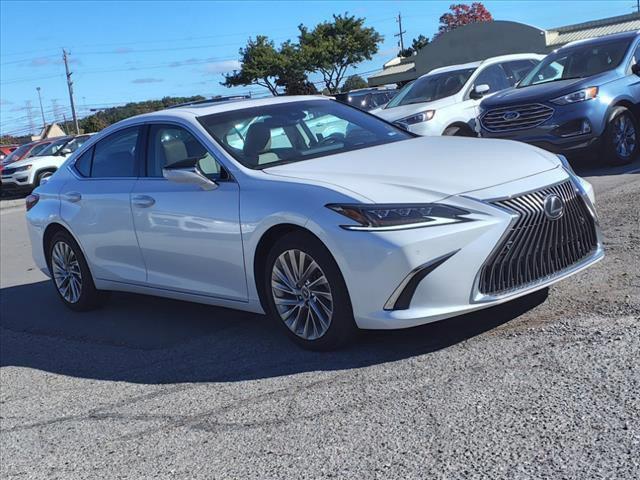 used 2021 Lexus ES 250 car, priced at $31,488