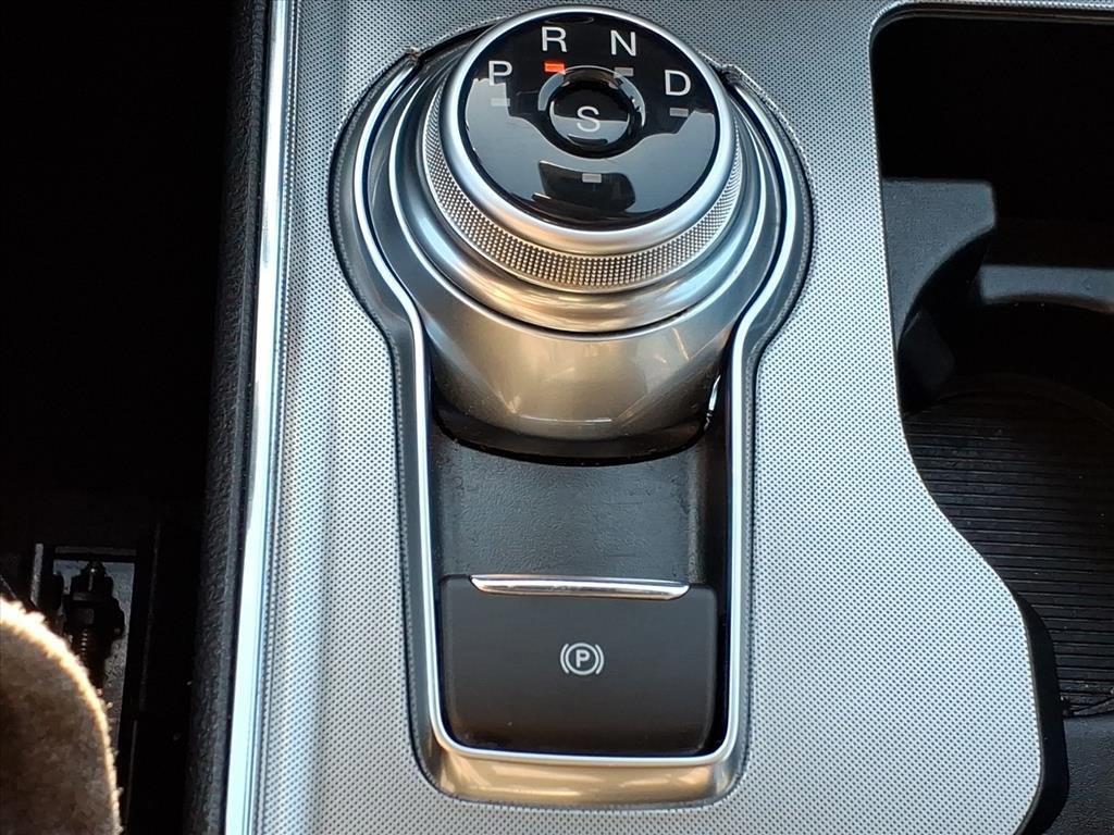 used 2022 Ford Edge car, priced at $22,898