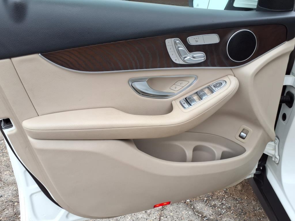 used 2019 Mercedes-Benz GLC 300 car, priced at $19,998