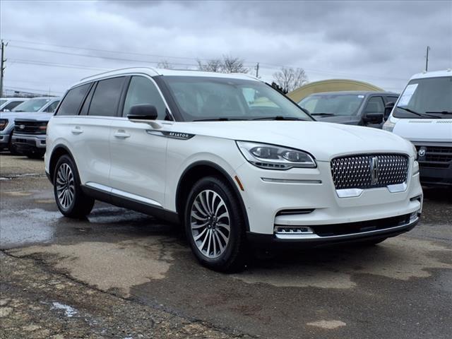 used 2022 Lincoln Aviator car, priced at $45,998