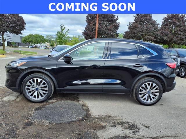 used 2022 Ford Escape car, priced at $25,998
