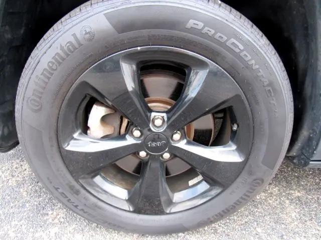 used 2016 Jeep Cherokee car, priced at $11,900