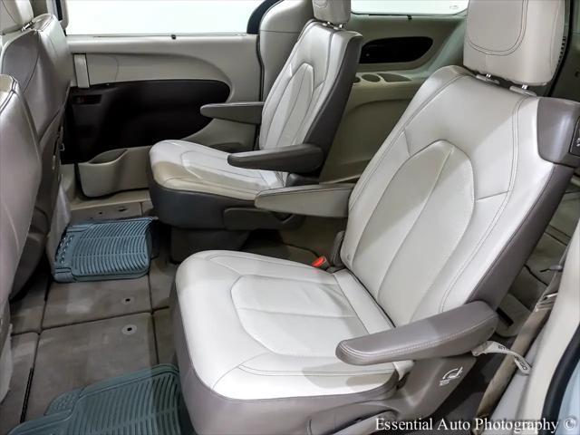 used 2018 Chrysler Pacifica car, priced at $17,995