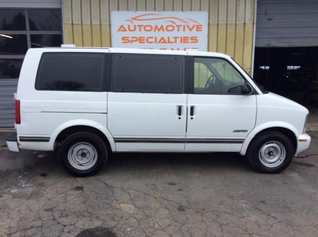used 1998 Chevrolet Astro car, priced at $8,975