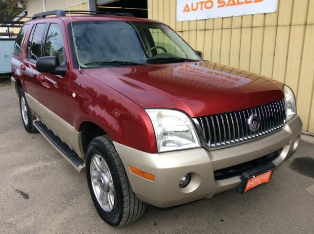 used 2005 Mercury Mountaineer car, priced at $7,995