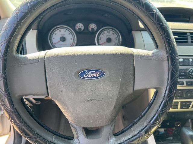 used 2008 Ford Focus car, priced at $750