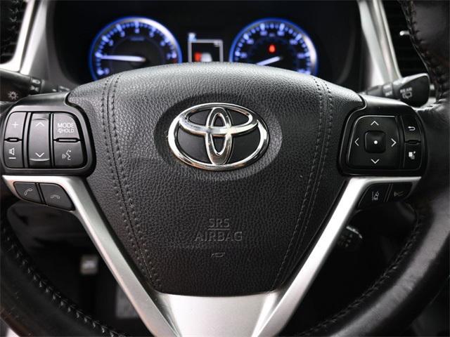 used 2018 Toyota Highlander car, priced at $14,500