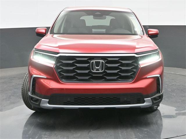 new 2025 Honda Pilot car, priced at $46,500