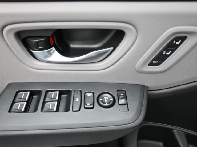 used 2025 Honda Pilot car, priced at $43,285