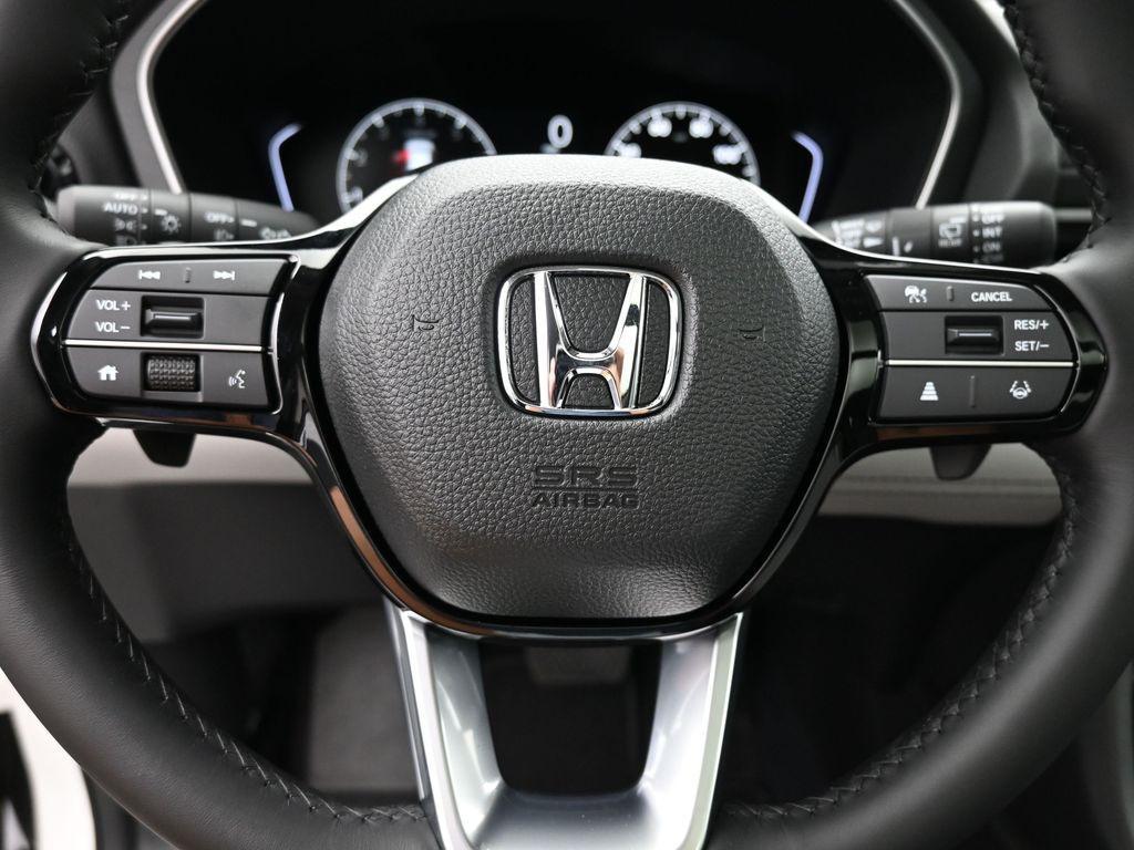 used 2025 Honda Pilot car, priced at $41,700