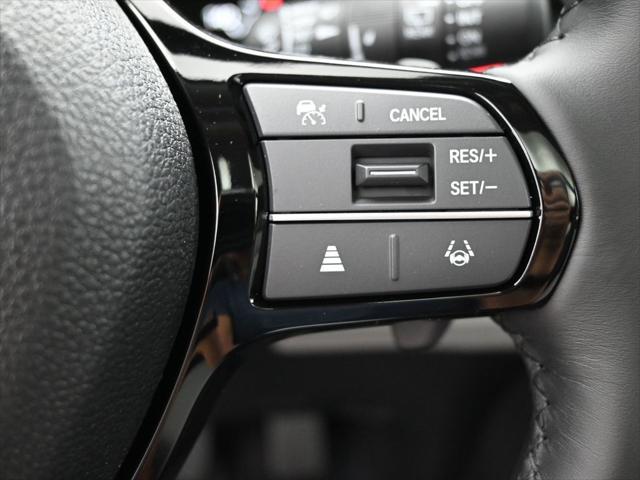 used 2025 Honda Pilot car, priced at $43,285
