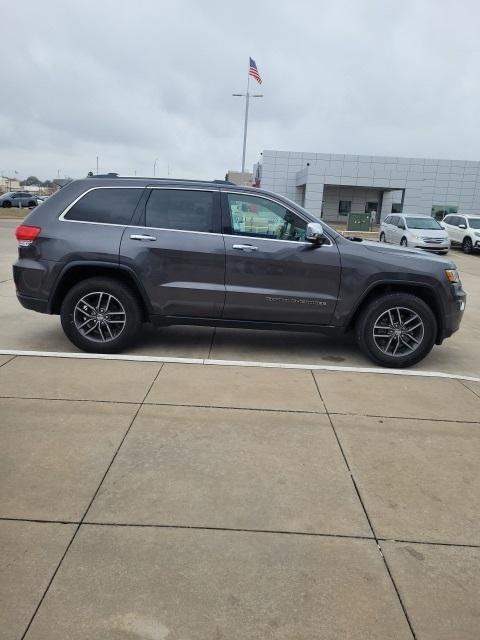 used 2018 Jeep Grand Cherokee car, priced at $17,900