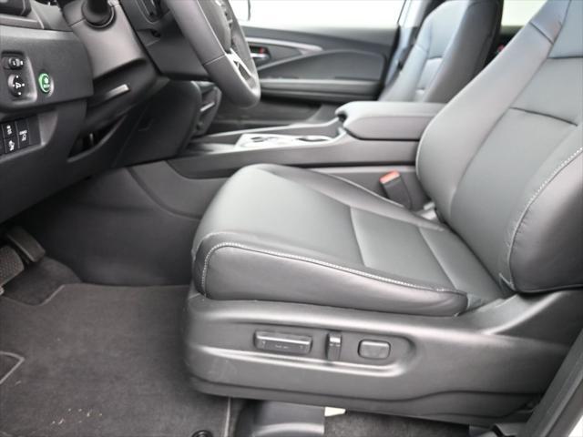 new 2025 Honda Ridgeline car, priced at $42,350