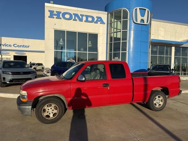 used 2000 Chevrolet Silverado 1500 car, priced at $9,500