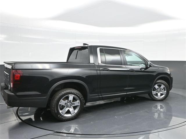 new 2025 Honda Ridgeline car, priced at $43,500