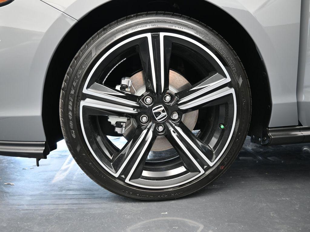 new 2025 Honda Accord Hybrid car, priced at $34,850