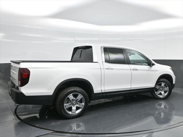 new 2025 Honda Ridgeline car, priced at $42,400