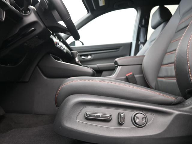 new 2026 Honda CR-V Hybrid car, priced at $40,250