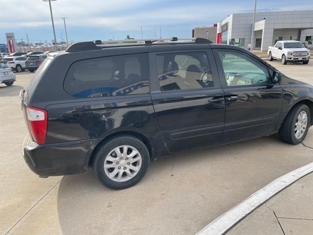 used 2007 Kia Sedona car, priced at $3,500