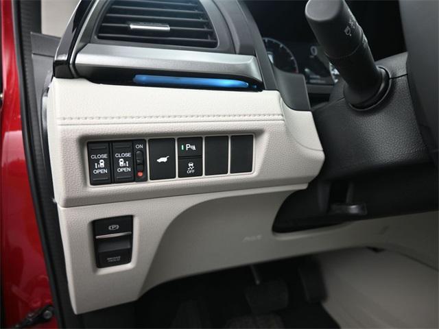 new 2025 Honda Odyssey car, priced at $45,175
