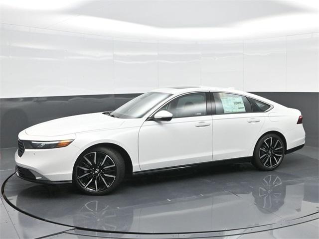 new 2025 Honda Accord Hybrid car, priced at $37,997