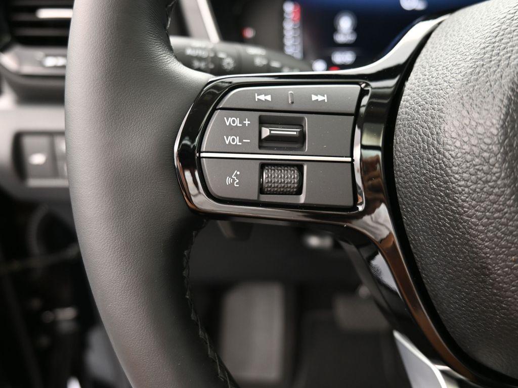 new 2025 Honda Pilot car, priced at $51,250