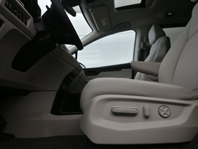 new 2025 Honda Odyssey car, priced at $42,850