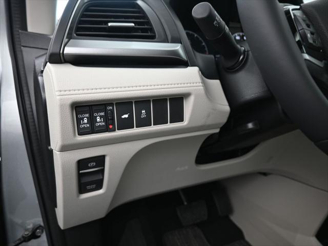 new 2025 Honda Odyssey car, priced at $42,850