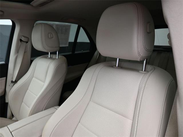used 2022 Mercedes-Benz GLE 350 car, priced at $37,900