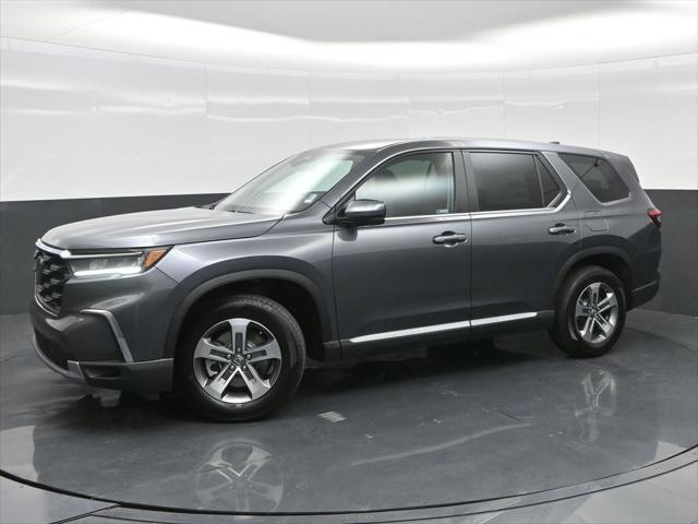 new 2025 Honda Pilot car, priced at $46,650