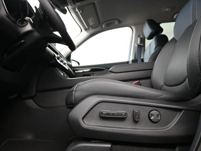 new 2025 Honda Pilot car, priced at $46,650