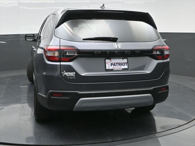 new 2025 Honda Pilot car, priced at $46,650