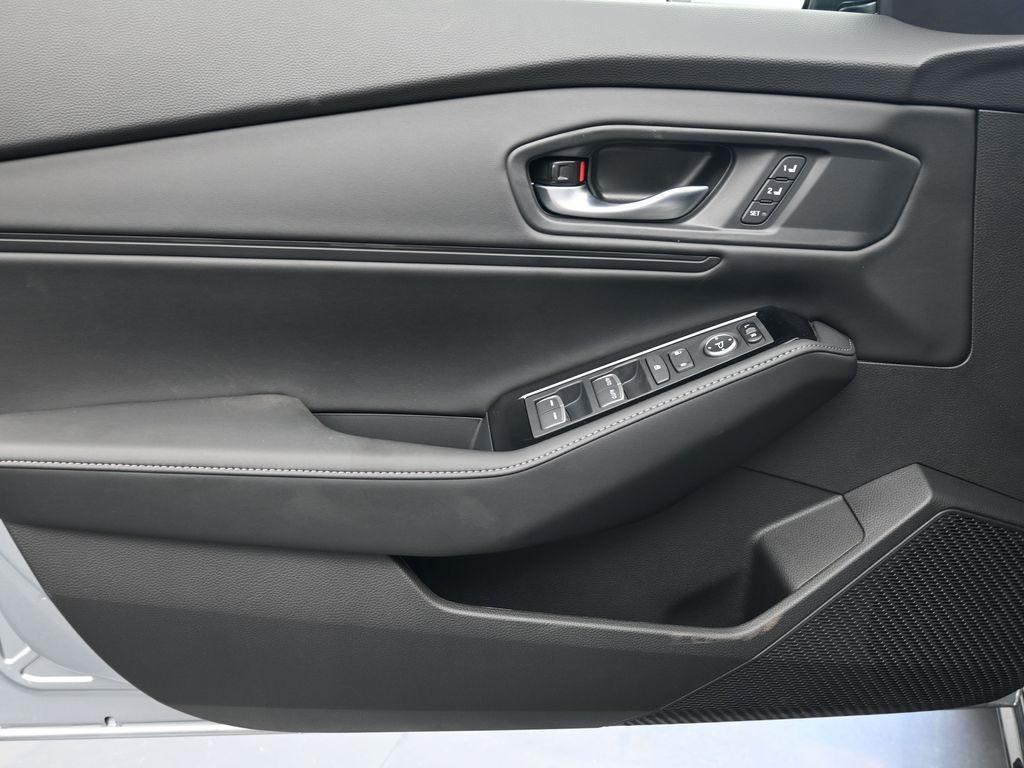 new 2025 Honda Accord Hybrid car, priced at $39,850