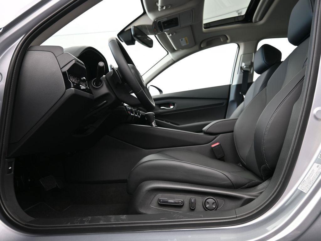 new 2025 Honda Accord Hybrid car, priced at $39,850