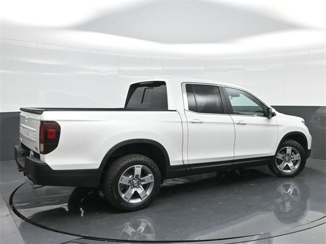 new 2025 Honda Ridgeline car, priced at $42,137