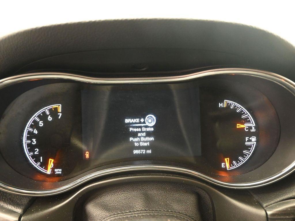 used 2022 Jeep Grand Cherokee car, priced at $20,550
