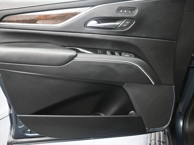 used 2021 Cadillac Escalade ESV car, priced at $65,550