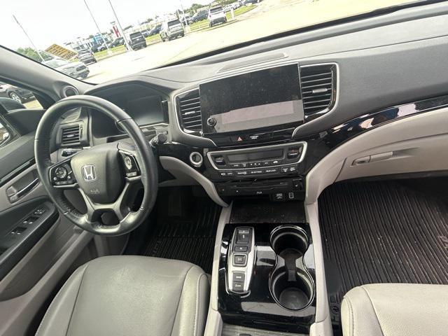 used 2018 Honda Pilot car, priced at $20,900