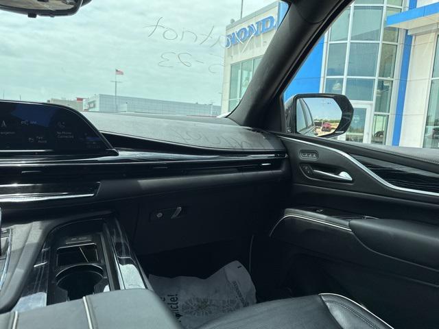 used 2023 Cadillac Escalade ESV car, priced at $70,250
