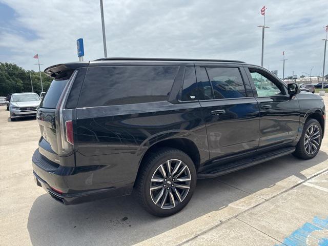 used 2023 Cadillac Escalade ESV car, priced at $70,250