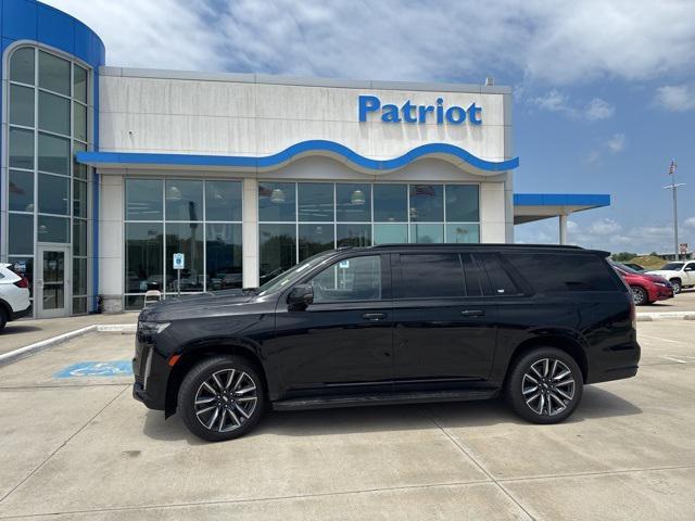used 2023 Cadillac Escalade ESV car, priced at $70,250