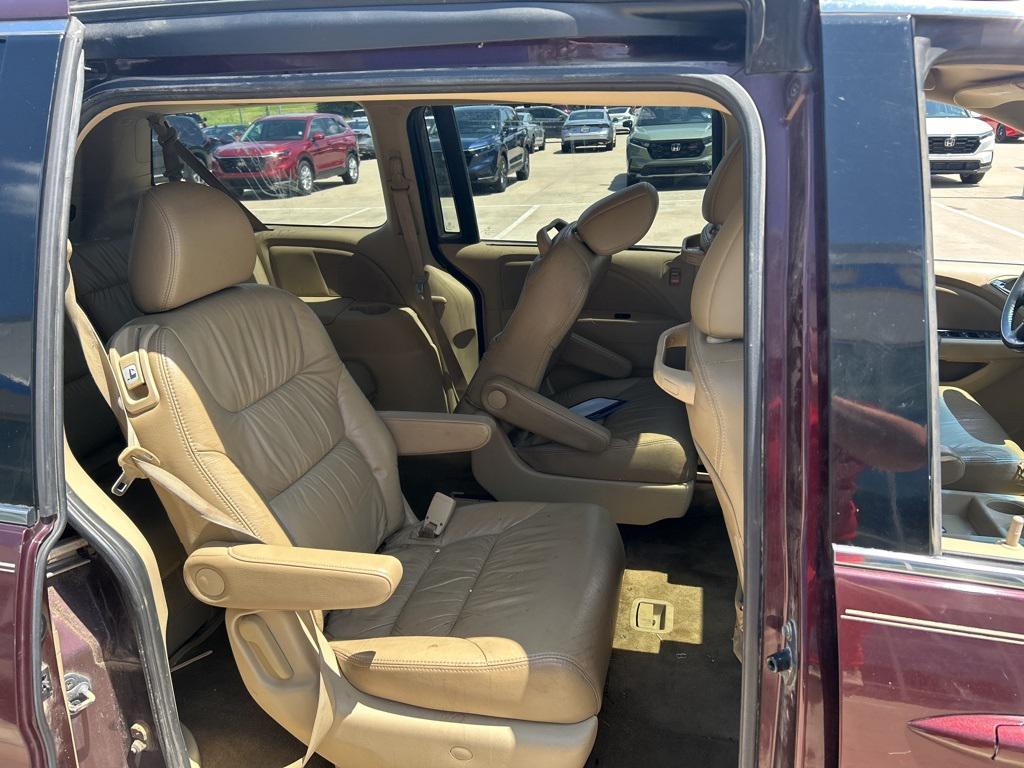 used 2010 Honda Odyssey car, priced at $3,000