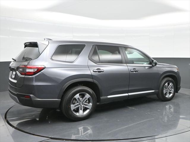 new 2025 Honda Pilot car, priced at $46,223