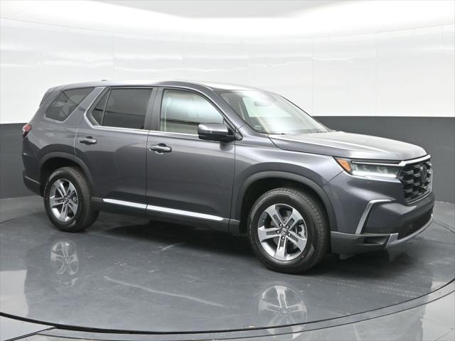 new 2025 Honda Pilot car, priced at $46,223
