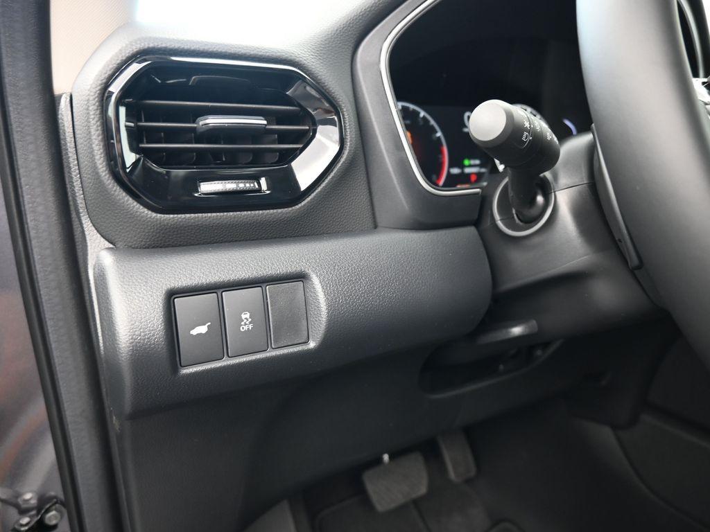 new 2025 Honda Pilot car, priced at $45,750