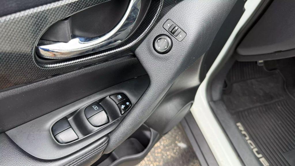 used 2016 Nissan Rogue car, priced at $7,950
