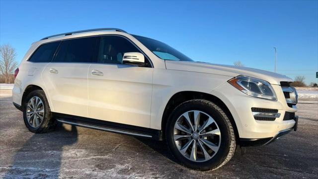 used 2015 Mercedes-Benz GL-Class car, priced at $10,950