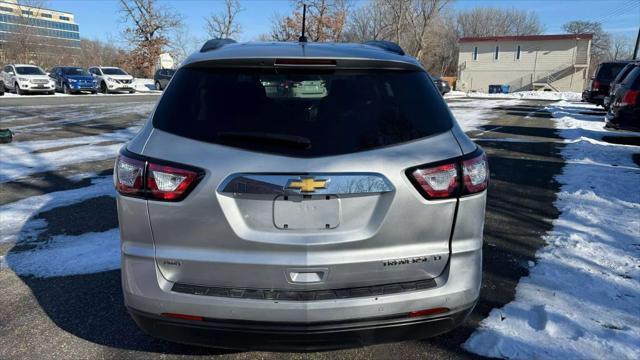 used 2015 Chevrolet Traverse car, priced at $7,450